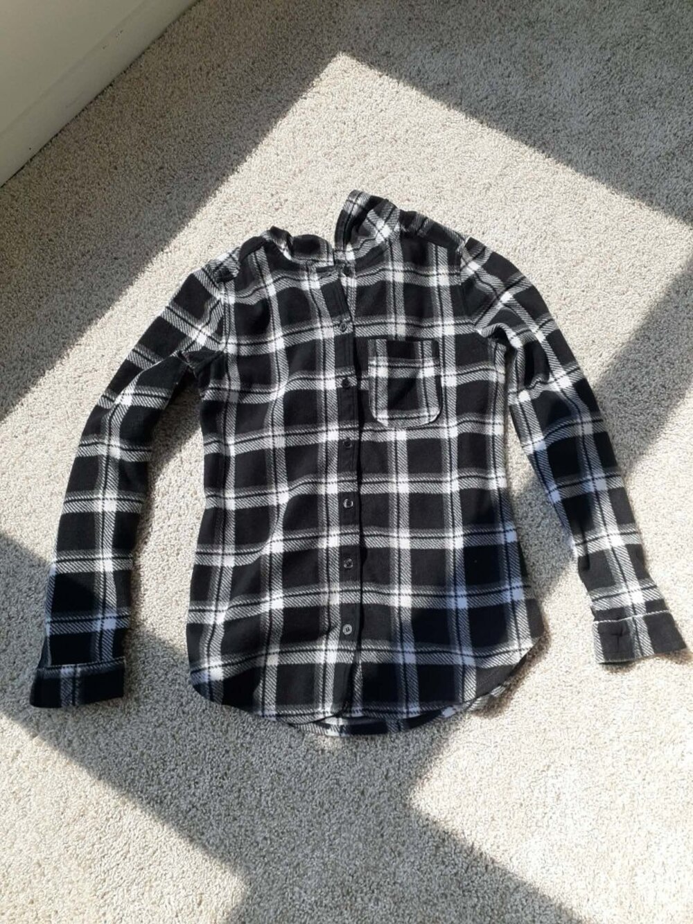 Plaid B&W Polar Fleece Button Up with Hood Size Small